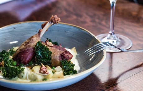 Crew—Istanbul-Gourmet-Food-r